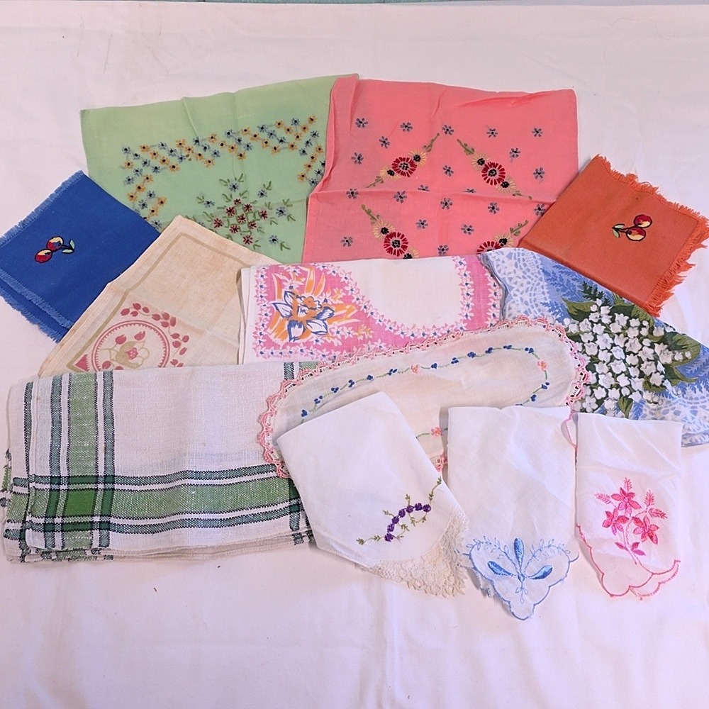 Handmade Vintage Linens Lot Multicolor Floral Embroidered Plaid Craft Cutters
